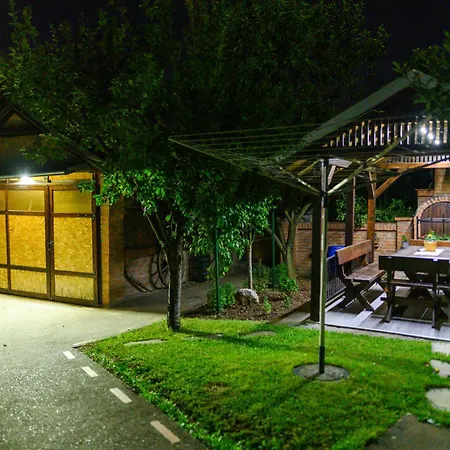 招待所 Danestra 索科矿泉村